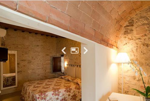 Arnolfo B&B กอลเลวัลเดลซา ภายนอก รูปภาพ
